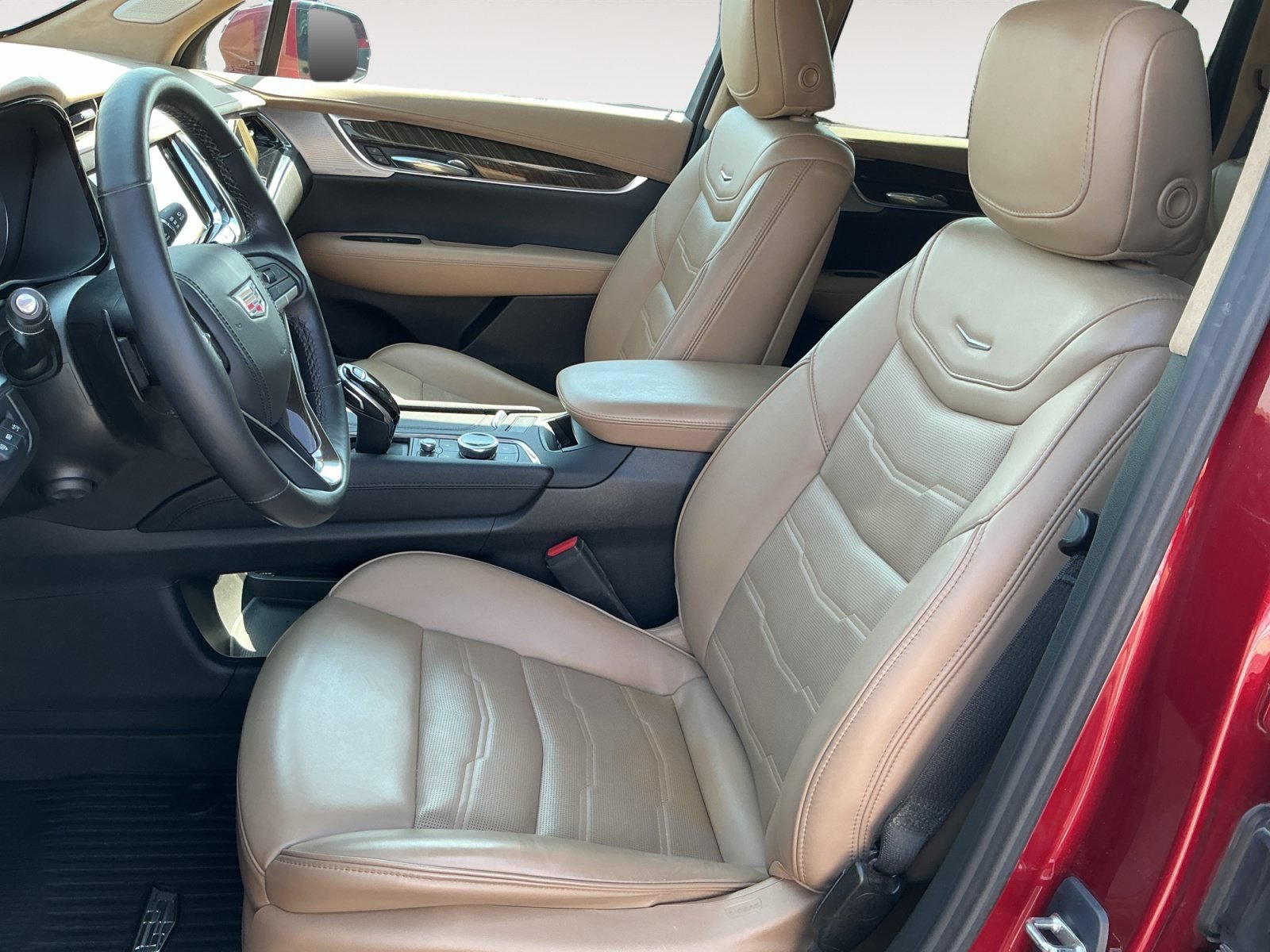 Used 2023 Cadillac XT6 Premium Luxury w/ Platinum Package FWD image 9