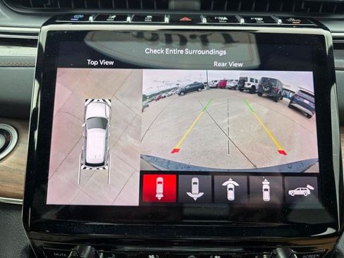 Used 2022 Jeep Grand Cherokee Summit w/ Advanced Protech Group IV AWD/4WD image 23