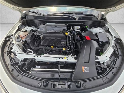 Used 2025 Buick Envista Preferred FWD image 25