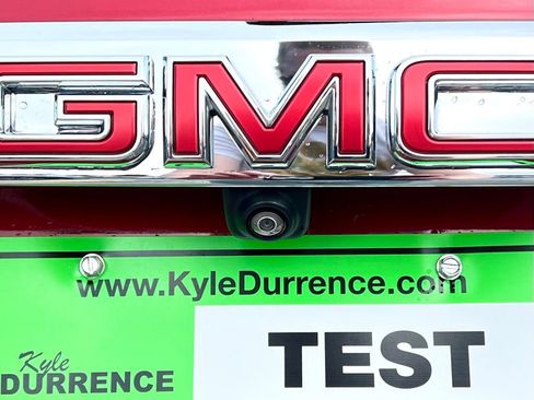 Used 2022 GMC Acadia SLE image 6