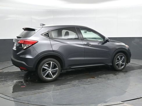 Used 2022 Honda HR-V EX image 3