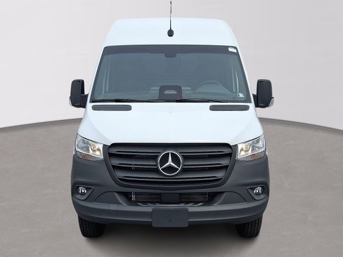 New 2026 Mercedes-Benz Sprinter 4500 image 2