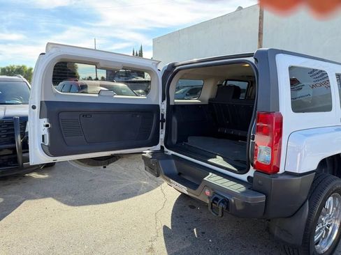 Used 2007 HUMMER H3 image 30