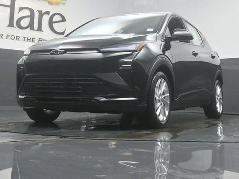 New 2027 Chevrolet Bolt LT w/ Comfort Package FWD image 4