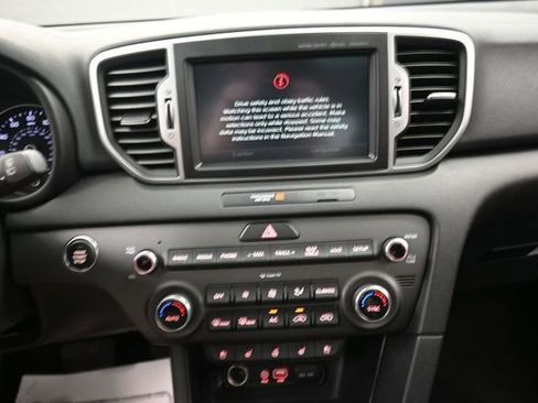 Used 2017 Kia Sportage EX w/ EX Technology Package AWD/4WD image 10