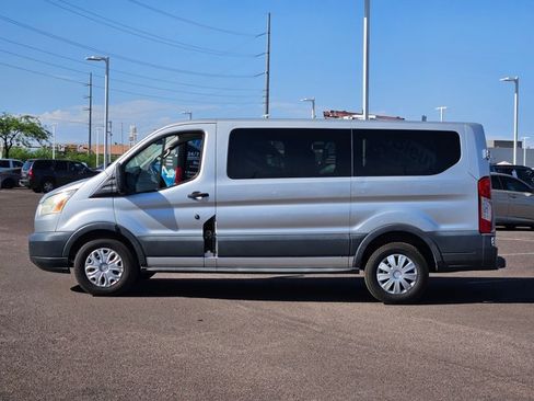 Used 2015 Ford Transit 150 XLT RWD image 7