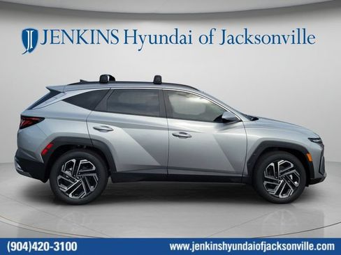 New 2026 Hyundai Tucson SEL FWD image 2