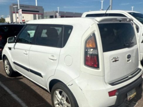 Used 2011 Kia Soul + FWD image 2
