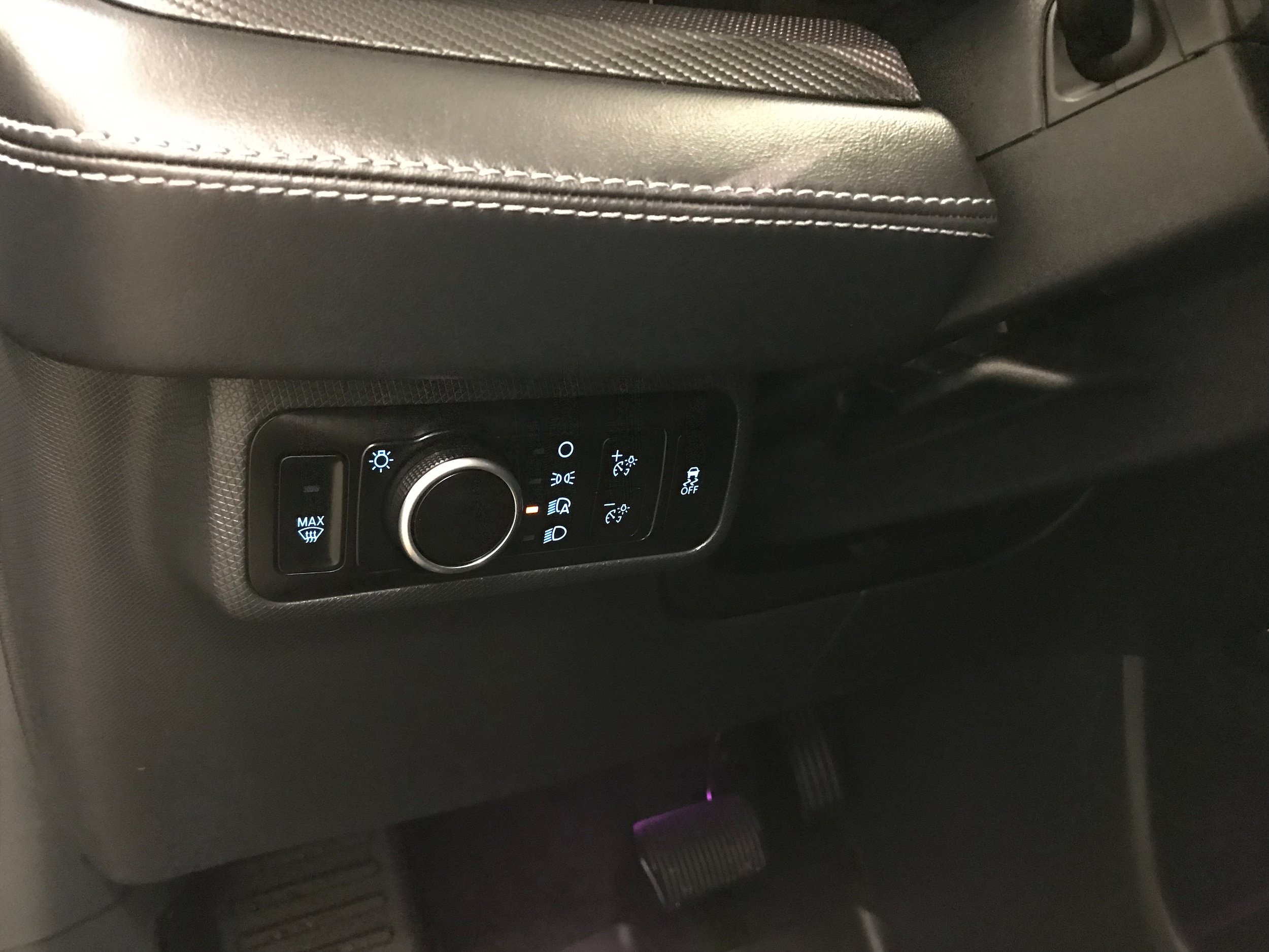 Used 2025 Ford Mustang Mach-E Premium w/ Interior Protection Package AWD/4WD image 18