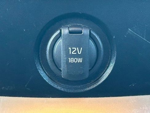 Used 2024 Kia Carnival LX FWD image 66