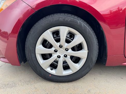 Used 2023 Toyota Corolla LE FWD image 10