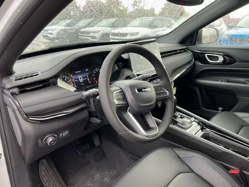 New 2026 Jeep Compass Limited image 8