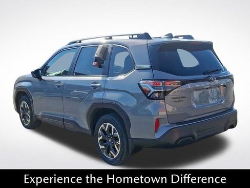 Used 2025 Subaru Forester Premium AWD/4WD image 4