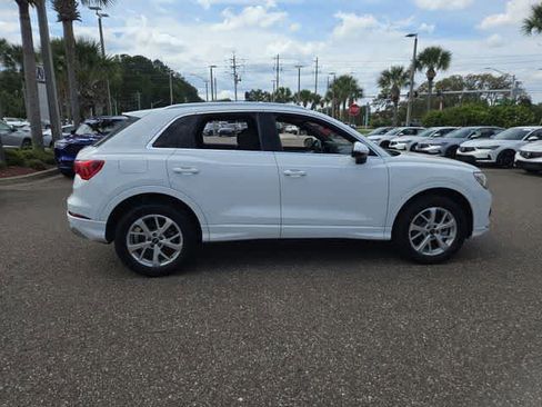 Used 2023 Audi Q3 2.0T Premium AWD/4WD image 9