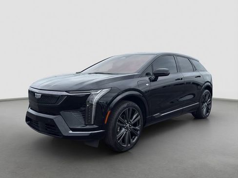 Used 2025 Cadillac Optiq Sport 2 image 1