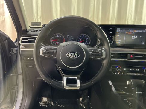 Used 2021 Kia K5 EX image 22
