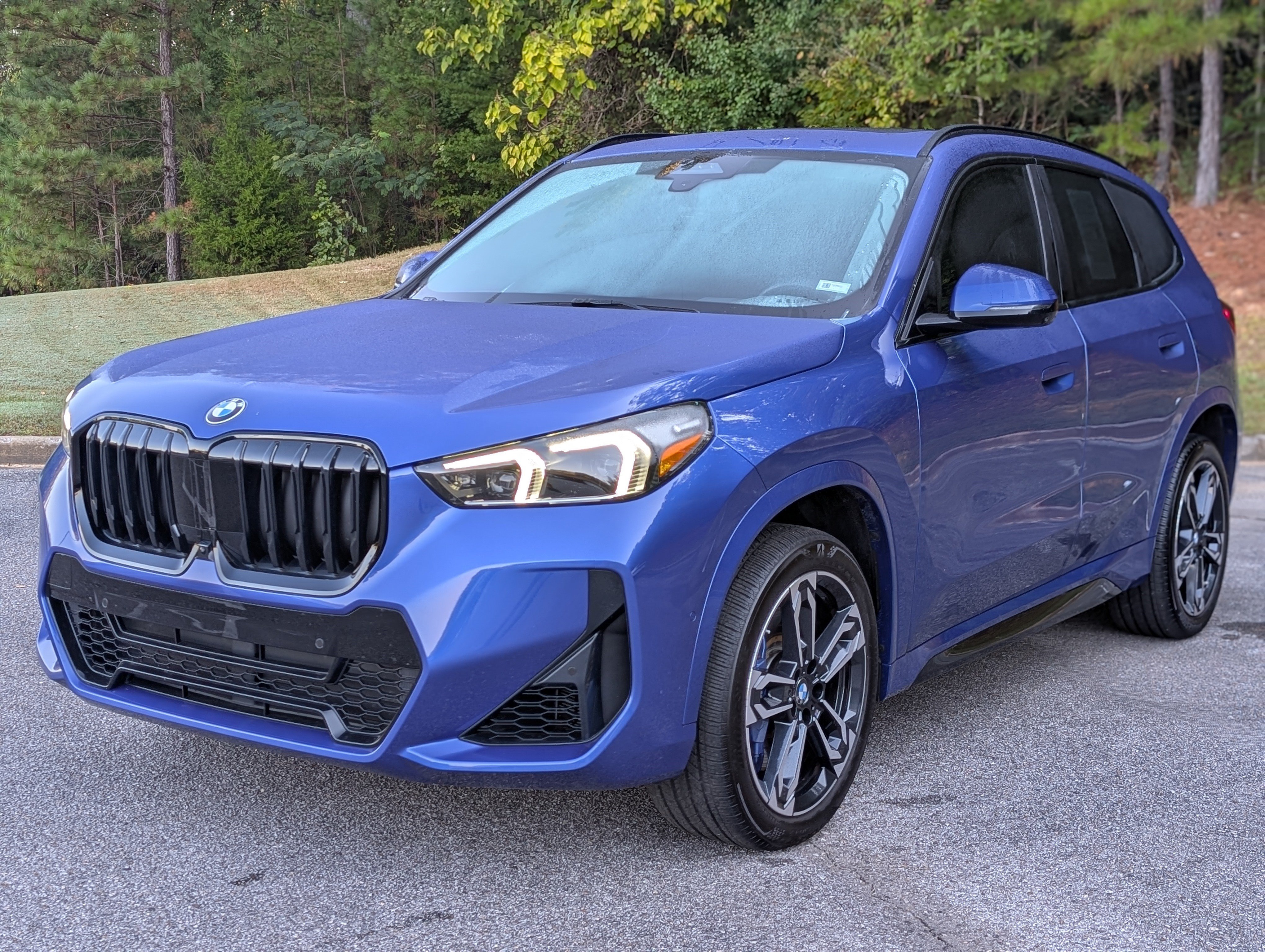 Used 2025 BMW X1 xDrive28i w/ Technology Package AWD/4WD image 5