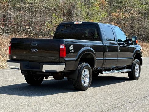 Used 2014 Ford F250 XLT w/ Snow Plow Prep Package AWD/4WD image 3