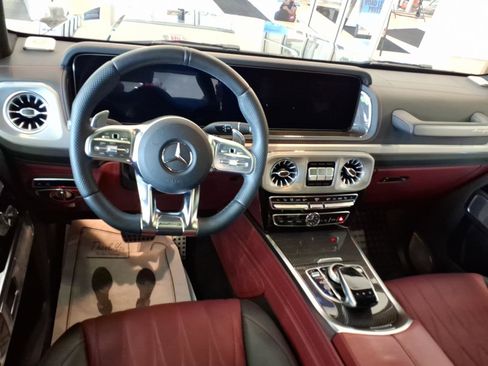 Used 2024 Mercedes-Benz G 63 AMG 4MATIC image 9