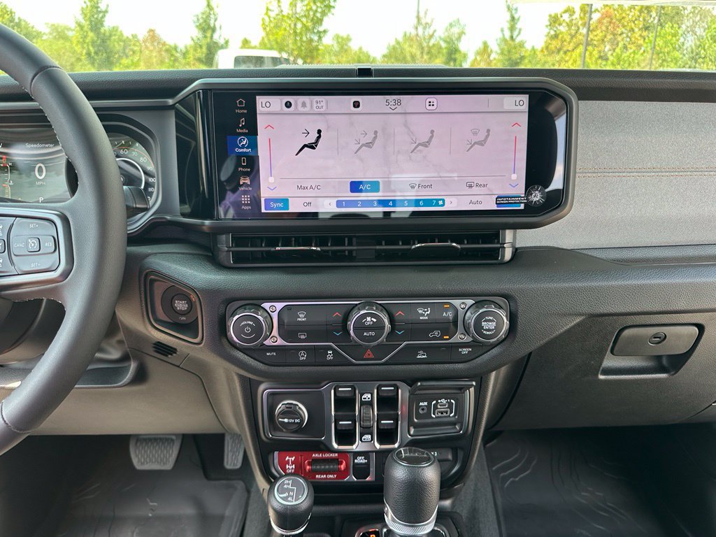 New 2026 Jeep Gladiator Sport AWD/4WD image 26