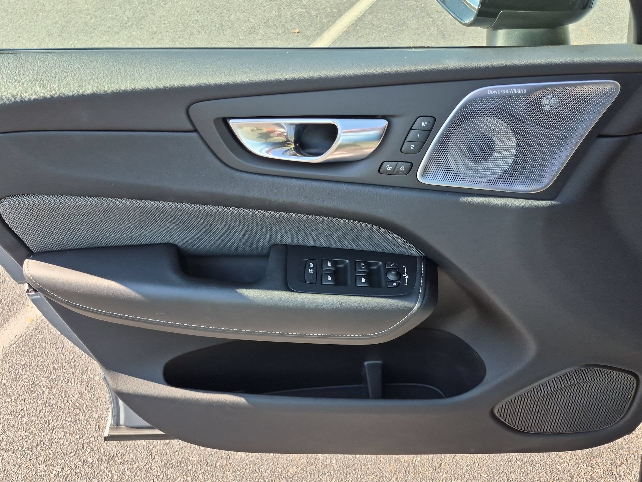 Used 2023 Volvo XC60 T8 Polestar AWD/4WD image 18