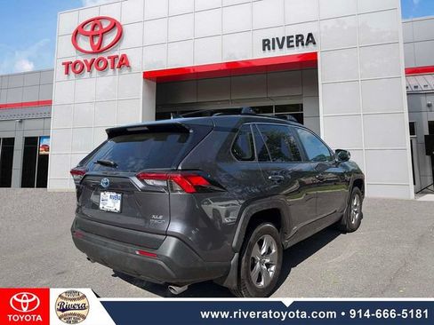 Certified 2023 Toyota RAV4 XLE w/ Convenience Package AWD/4WD image 6