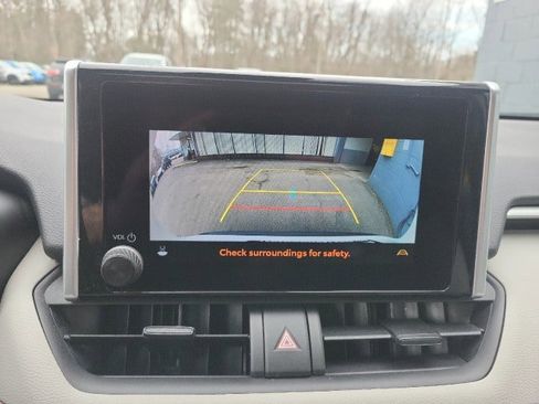 Used 2023 Toyota RAV4 XLE w/ Convenience Package AWD/4WD image 14