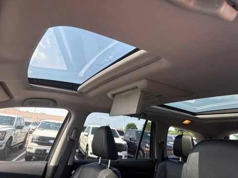 Used 2017 Honda Pilot Elite image 22