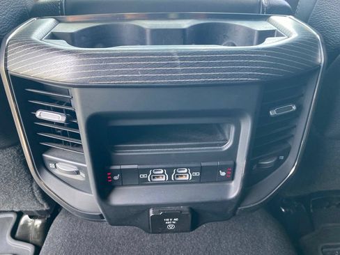 Used 2021 RAM 2500 Limited AWD/4WD image 31