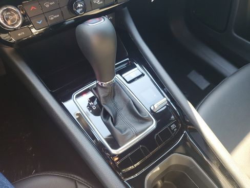 New 2026 Jeep Compass Latitude image 17