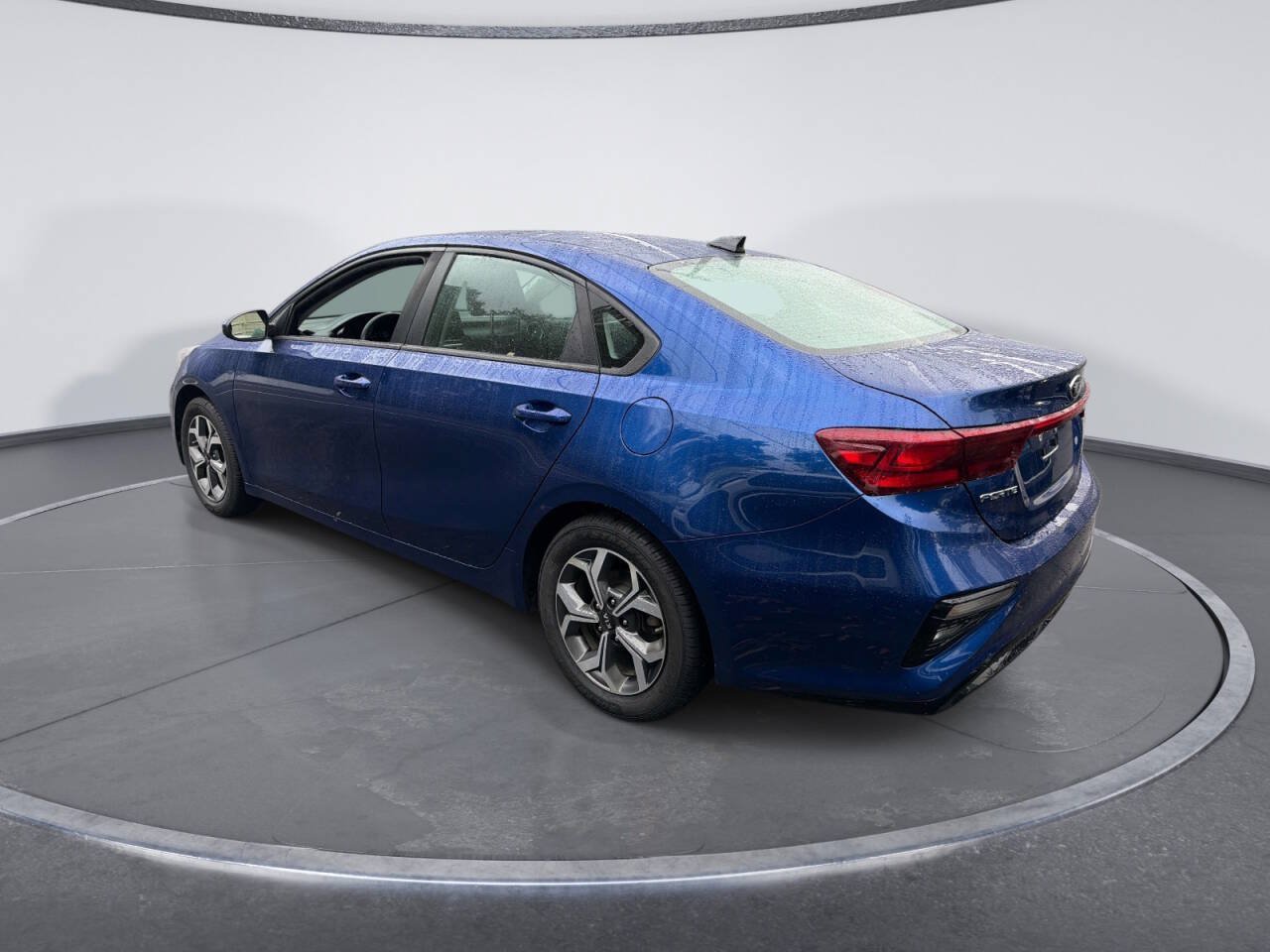 Used 2019 Kia Forte LXS FWD image 3
