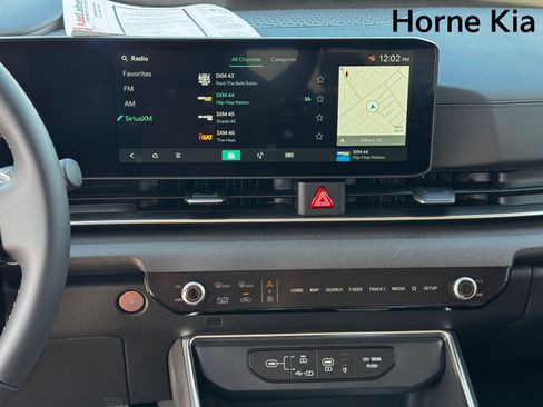 New 2026 Kia Carnival EX image 15