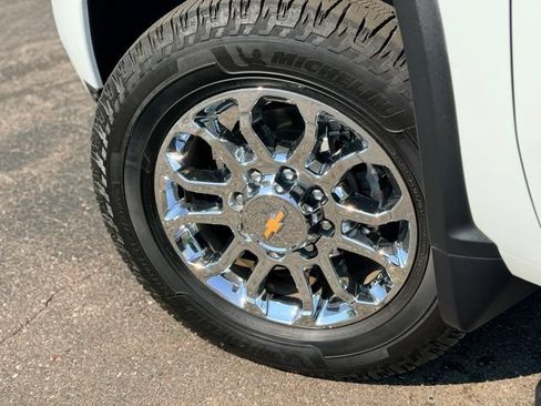 Used 2024 Chevrolet Silverado 3500 LTZ w/ LTZ Plus Package AWD/4WD image 28