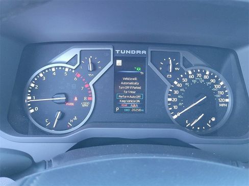 Used 2023 Toyota Tundra Limited w/ Power Package image 7