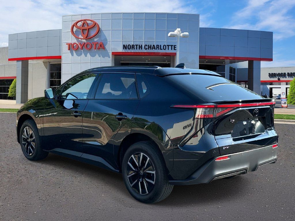 Used 2026 Toyota bZ FWD image 5