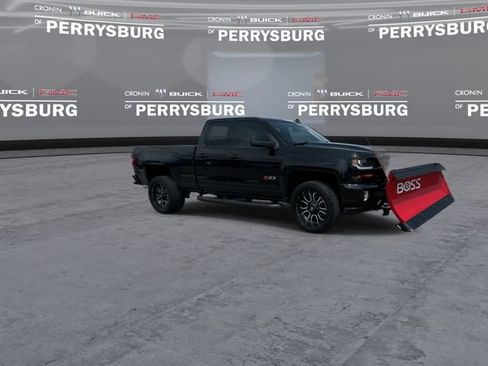 Used 2016 Chevrolet Silverado 1500 LT w/ Midnight Edition AWD/4WD image 3