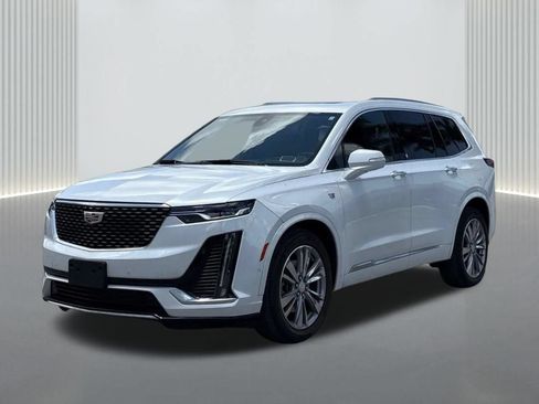 Used 2023 Cadillac XT6 Premium Luxury w/ Technology Package AWD/4WD image 1