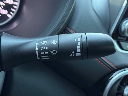 Used 2025 Nissan Sentra SR FWD image 23