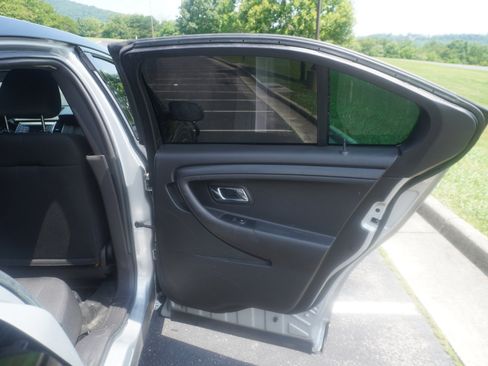 Used 2016 Ford Taurus Police Interceptor AWD image 18