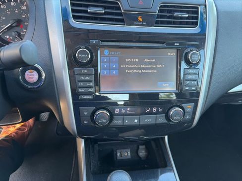Used 2014 Nissan Altima 2.5 SV w/ Convenience Package image 13