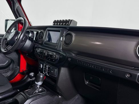 Used 2019 Jeep Wrangler Unlimited Sport w/ Dual Top Group image 29