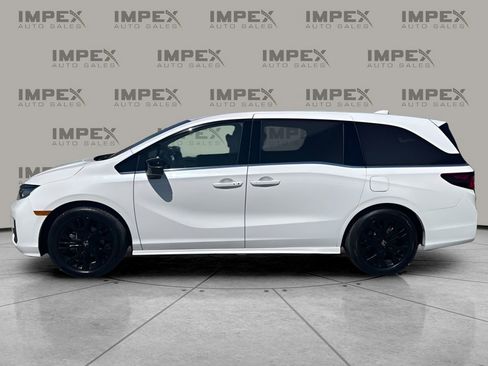 Used 2025 Honda Odyssey Sport-L image 2