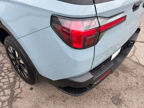 Used 2025 Hyundai Santa Cruz SE image 26