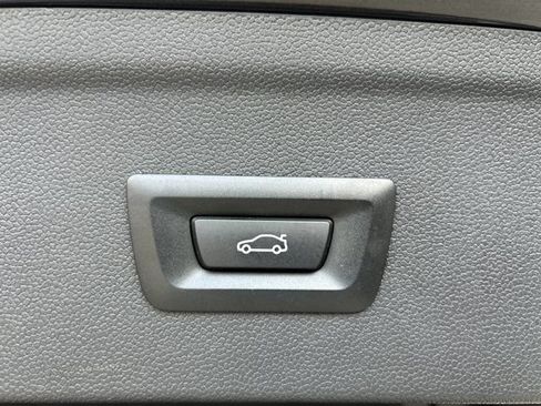 Certified 2024 BMW iX xDrive50 AWD/4WD image 21