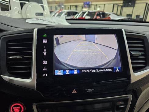 Used 2016 Honda Pilot Elite image 33