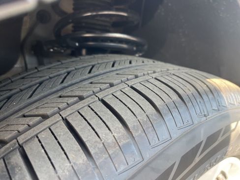 New 2025 Volkswagen ID. Buzz Pro S image 8