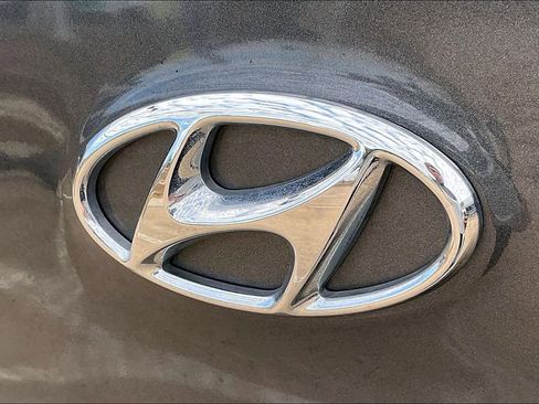 Used 2020 Hyundai Tucson Sport image 25