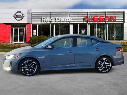 Certified 2024 Nissan Sentra SR w/ Trunk Package image 5