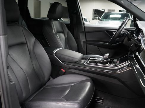 Used 2021 Audi Q7 3.0T Premium Plus w/ Executive Package AWD/4WD image 33