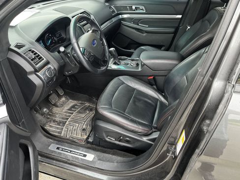 Used 2016 Ford Explorer Sport w/ Equipment Group 401A AWD/4WD image 5